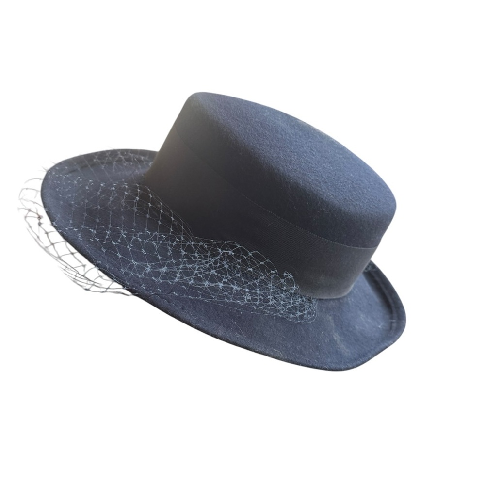 Vintage 100% Wool, Made in USA, Elegant Navy Veil Hat - Picture 4 of 6